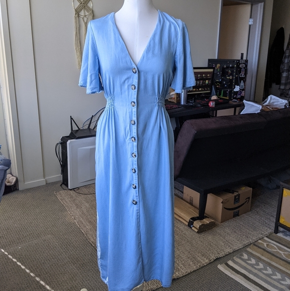 Zara denim dress - Picture 2 of 9